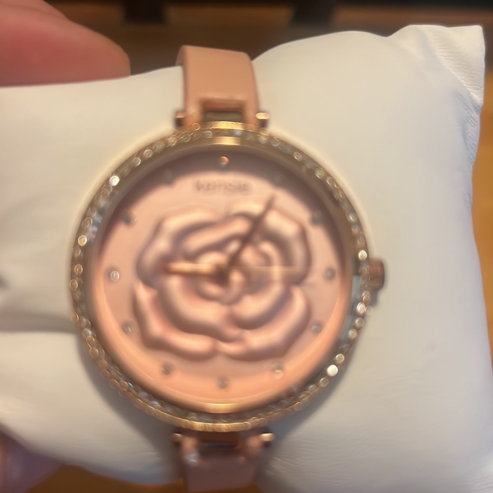 Watch - Picture 2 of 4